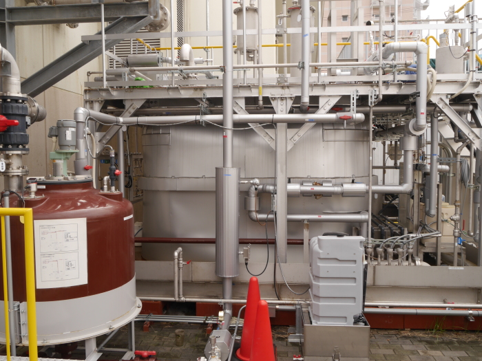 下水汚泥からe―メタン、乳酸投入で発生量3倍に/大阪ガスがバイオ試験装置を初公開